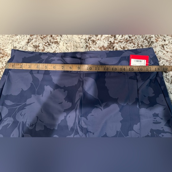 SPANX Sunshine Skort 💙 - Picture 7 of 9